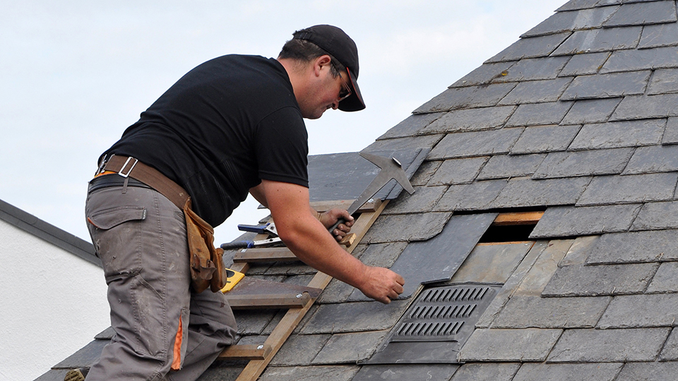 Steps to Take when Choosing a Roofing Contractor