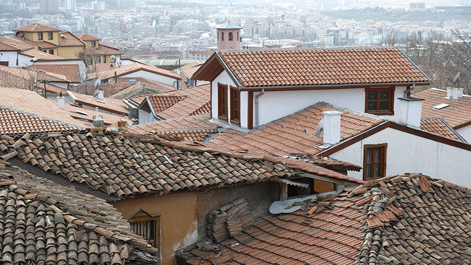 Simple Tips on How to Do a Regular Roofing Inspection