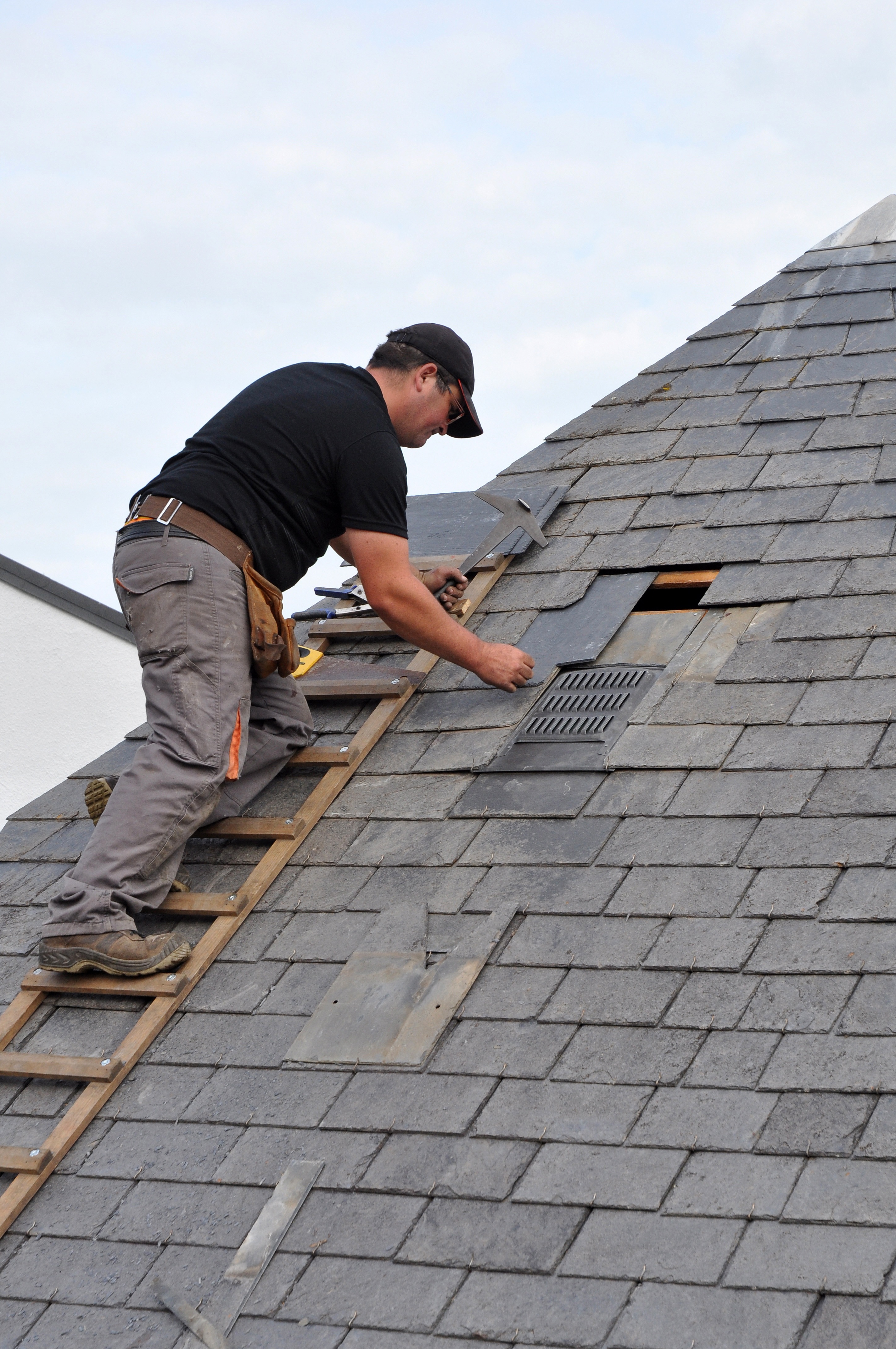 Steps to Take when Choosing a Roofing Contractor